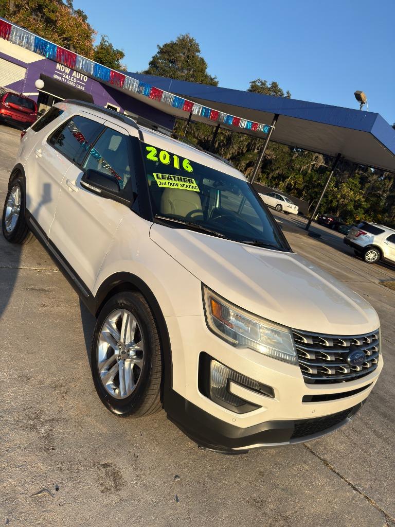 2016 Ford Explorer XLT's photo